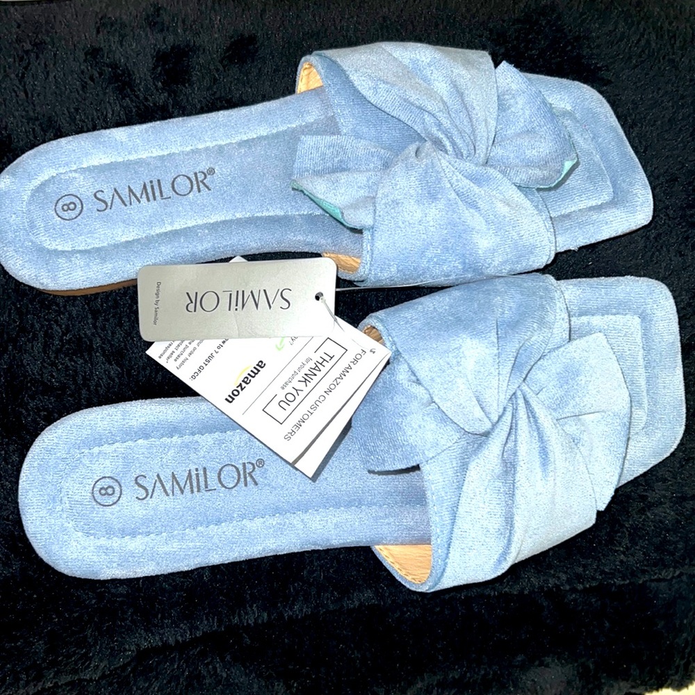 Sandals with knot / Square sole slides
